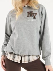 Bluza z motywem akademickim New York City - szary. Szare bluzy Sinsay, l, bez wzorów, bez kaptura, do biegania. Za 49.99 zł.