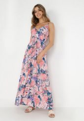 Różowa Sukienka Caeede. Czerwone sukienki Born2be, m, z aplikacjami, bez kołnierzyka, bez ramiączek, maxi, kopertowe. Za 139.99 zł.
