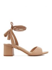 DeeZee Sandały F1356112-1 Beżowy. Brązowe sandały DeeZee, bez wzorów, z materiału, bez obcasa, na słupku, bez zapięcia. Za 119.99 zł.