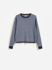 Sweter w paski - wielobarwny. Swetry Reserved, l, bez wzorów, z dzianiny, bez ramiączek. Za 109.99 zł.