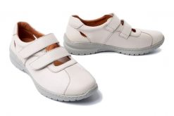 COMFORTABEL 940341-08 beige, półbuty damskie. Brązowe półbuty wsuwane Comfortabel, bez wzorów, bez obcasa. Za 276.43 zł.