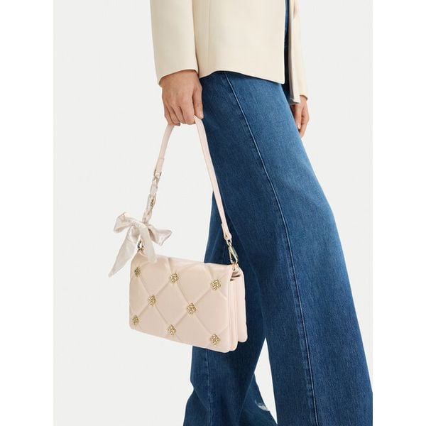 Torebka Nine West. Białe torebki klasyczne Nine West, bez wzorów, klasyczne, bez dodatków. Za 176.99 zł.