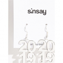 Kolczyki 2019 - Jasny szar. Kolczyki marki Reserved. Za 12.99 zł.
