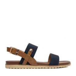 Sandały Beverly Hills Polo Club. Niebieskie sandały Beverly Hills Polo Club, bez wzorów, bez obcasa, na płaskiej podeszwie, bez zapięcia. Za 129.99 zł.