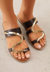 Brązowe Klapki Japonki z Paskiem na Palec i Metaliczną Ozdobą Qhesith. Brązowe japonki Born2be, z aplikacjami, z jeansu, eleganckie, bez obcasa, na płaskiej podeszwie, bez zapięcia. Za 69.99 zł.