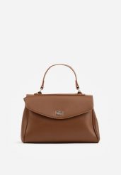 Brązowa Torebka Typu Kuferek z Rączką i Klapą z Paskiem Crossbody Phoebyne. Brązowe torebki klasyczne Renee, bez wzorów, z jeansu, eleganckie, bez dodatków. Za 119.99 zł.