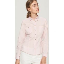 Klasyczna koszula - Różowy. Koszule marki QUECHUA. W wyprzedaży za 29.99 zł.