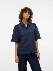 Vero Moda Koszula "Hay" w kolorze granatowym rozmiar: M. Niebieskie koszule Vero Moda, m, bez wzorów, z bawełny, bez kołnierzyka, bez ramiączek. Za 70.24 zł.