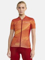 Craft Koszulka kolarska "ADV Endur" w kolorze czerwonym rozmiar: M. Czerwone t-shirty sportowe Craft, m, bez wzorów, bez ramiączek, rowerowe. Za 169.95 zł.