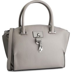 Torebka DKNY - Elissa-Tz Satchel-Pe R91DHA50 Fog FOG. Szare torebki klasyczne DKNY, bez wzorów, ze skóry, klasyczne, bez dodatków. W wyprzedaży za 679.00 zł.