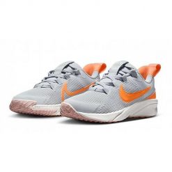 Buty Sportowe Młodzieżowe Nike Star Runner 4 Nn GS. Szara buty treningowe Nike, bez wzorów, bez zapięcia. Za 171.60 zł.
