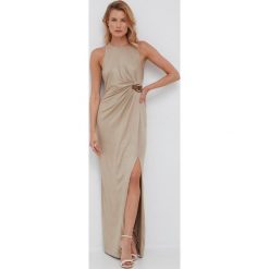 Lauren Ralph Lauren sukienka 253872027002 kolor beżowy maxi dopasowana. Brązowe sukienki Lauren Ralph Lauren, bez wzorów, bez kołnierzyka, bez ramiączek, maxi, dopasowane. W wyprzedaży za 929.99 zł.
