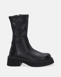 CZARNE WORKERY NA PLATFORMIE 00106166VNZ S01B. Czarne botki Venezia, bez wzorów, ze skóry, bez obcasa, na platformie, bez zapięcia. Za 499.00 zł.
