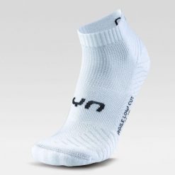 Skarpety treningowe dla dorosłych Uyn Agule Low Cut Socks. Białe skarpetki Uyn, bez wzorów. Za 79.99 zł.