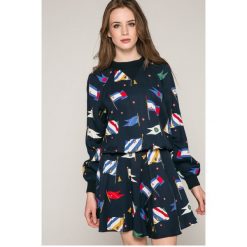 Tommy Hilfiger - Bluza Maisie. Bluzy bez kaptura marki Tommy Hilfiger. W wyprzedaży za 299.90 zł.