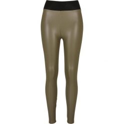 Damskie legginsy z wysoką talią z faux skóry Urban Classics. Zielone legginsy Urban Classics, bez wzorów, ze skóry. Za 175.50 zł.