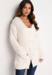 Jasnoróżowy Kardigan z Kapturem Ozdobiony Guzikami i Kieszeniami Martinelle. Brązowe swetry Born2be, bez wzorów, z jeansu, eleganckie, bez ramiączek. Za 54.99 zł.