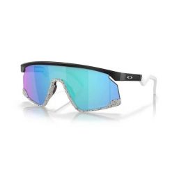 Okulary przeciwsłoneczne szklane Oakley BXTR Prizm. Niebieskie okulary przeciwsłoneczne Oakley, bez wzorów, szklane. W wyprzedaży za 585.60 zł.