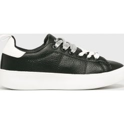 Pepe Jeans - Buty Brixton. Czarne buty sportowe lifestyle Pepe Jeans, bez wzorów, z jeansu, sportowe, bez zapięcia. W wyprzedaży za 179.90 zł.