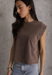Brązowy Top z Bawełny w Stylu Grunge z Szeroką Linią Ramion Tezorea. Brązowe topy Renee, m, bez wzorów, z bawełny, bez kołnierzyka, bez ramiączek. Za 74.99 zł.