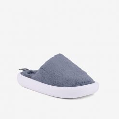 Damskie kapcie zimowe Coqui Homies. Niebieskie kapcie Coqui, bez wzorów, z materiału. Za 134.99 zł.