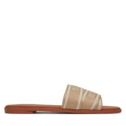 Klapki Tommy Hilfiger. Brązowe klapki Tommy Hilfiger, bez wzorów, bez obcasa, bez zapięcia. Za 319.99 zł.