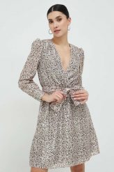Liu Jo sukienka kolor różowy mini rozkloszowana. Czerwone sukienki Liu Jo, bez wzorów, z materiału, bez kołnierzyka, bez ramiączek, mini, rozkloszowane. Za 1,159.90 zł.