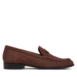 Mokasyny Guess. Brązowe mokasyny Guess, z aplikacjami. Za 584.99 zł.
