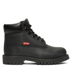 Trapery Timberland. Czarne traperki Timberland, bez wzorów, bez obcasa, bez zapięcia. Za 599.99 zł.