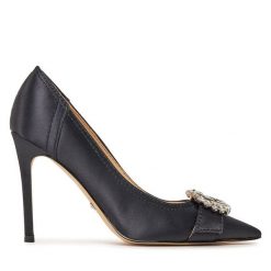 Szpilki Guess. Czarne szpilki Guess, z aplikacjami, bez obcasa, na szpilce, bez zapięcia. Za 469.99 zł.