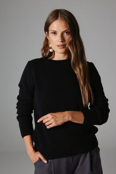 WEŁNIANY SWETER LAURA CZARNY M - Flawless. Czarne swetry Flawless, m, bez wzorów, z dzianiny, eleganckie, bez ramiączek. Za 679.00 zł.