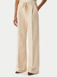 Maryley Spodnie materiałowe 26EB519/07BE Beżowy Reglan Fit. Brązowe spodnie dresowe Maryley, bez wzorów, z bawełny. Za 349.99 zł.