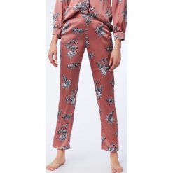 Etam - Spodnie piżamowe Joumba. Piżamy marki Etam. Za 119.90 zł.