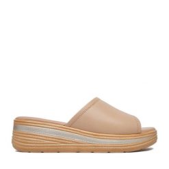 Klapki Lasocki. Brązowe klapki Lasocki, bez wzorów, bez obcasa, bez zapięcia. Za 169.99 zł.