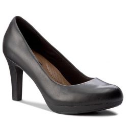 Czółenka Clarks. Czarne czółenka Clarks, bez wzorów, bez obcasa, bez zapięcia. Za 219.99 zł.