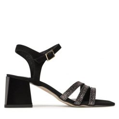 Sandały Karino. Czarne sandały Karino, bez wzorów, bez obcasa, na słupku, bez zapięcia. Za 239.99 zł.