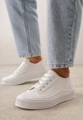 Białe Basicowe Trampki z Podeszwą ze Żłobieniami Laurinatea. Białe trampki Born2be, bez wzorów, z jeansu, eleganckie, bez zapięcia. Za 69.99 zł.