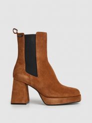 Pepe Jeans FOOTWEAR Skórzane botki "Abba" w kolorze jasnobrązowym rozmiar: 39. Brązowe botki Pepe Jeans FOOTWEAR, bez wzorów, z jeansu, eleganckie, bez obcasa, bez zapięcia. Za 246.23 zł.