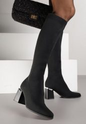 Czarne Eleganckie Kozaki VICES ze Skarpetkową Cholewką na Słupku z Aplikacją Raleana. Czarne kozaki Renee, z aplikacjami, eleganckie, bez obcasa, na obcasie, bez zapięcia. Za 159.99 zł.