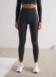 Damskie legginsy bezszwowe, prążkowane, wysoki stan, squat proof ciemnoszare. Szare legginsy AIM'N, bez wzorów, z dzianiny, street. Za 254.00 zł.