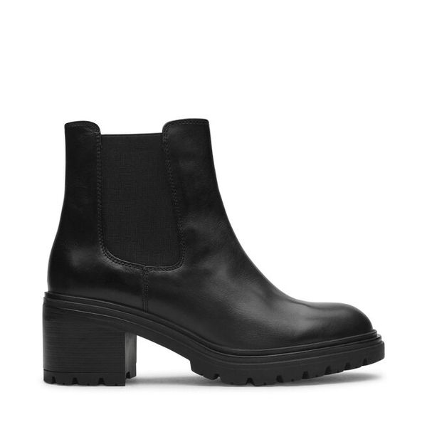 Botki Geox. Czarne botki Geox, bez wzorów, bez obcasa, na słupku, bez zapięcia. Za 439.99 zł.