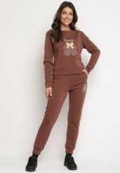 Brązowy Bawełniany Komplet Dresowy z Ociepleniem i Misiem Bluza i Spodnie z Gumką w Pasie Nelasina. Brązowe bluzy Born2be, m, z aplikacjami, z bawełny, klasyczne, bez ramiączek, bez kaptura. W wyprzedaży za 84.99 zł.