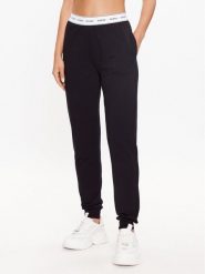 Guess Spodnie piżamowe O3YB00 KBS91 Czarny Regular Fit. Czarne piżamy Guess, m, z aplikacjami, z bawełny, bez kołnierzyka, bez ramiączek. Za 179.99 zł.