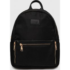 Answear Lab plecak damski kolor czarny mały gładki. Czarne plecaki Answear Lab, bez wzorów, do ręki, bez dodatków. W wyprzedaży za 129.99 zł.