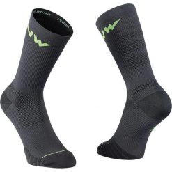 Skarpety rowerowe NORTHWAVE EXTREME PRO SOCK. Zielone skarpetki Northwave, bez wzorów. Za 30.00 zł.