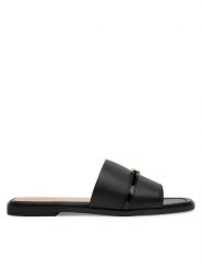 LOVE MOSCHINO Klapki JA28082G1MIA400A Czarny. Czarne klapki Love Moschino, bez wzorów, ze skóry, bez obcasa, bez zapięcia. Za 829.99 zł.