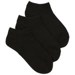 3-Pack Czarne Skarpetki Clap. Czarne skarpetki Born2be, bez wzorów. W wyprzedaży za 6.99 zł.