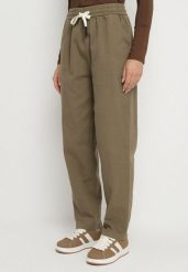 Ciemnozielone Spodnie Bawełniane w Stylu Mom Fit ze Sznurkiem Adenelle. Zielone jeansy Born2be, bez wzorów, z bawełny. Za 69.99 zł.
