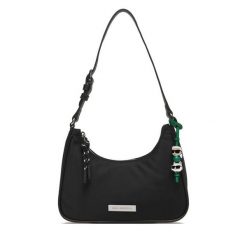 Torebka KARL LAGERFELD. Czarne torebki klasyczne KARL LAGERFELD, bez wzorów, klasyczne, bez dodatków. Za 649.99 zł.