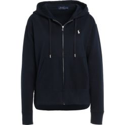 Polo Ralph Lauren MAGIC Bluza rozpinana aviator navy. Niebieskie bluzy marki comma casual identity, z materiału, casualowe. W wyprzedaży za 356.85 zł.